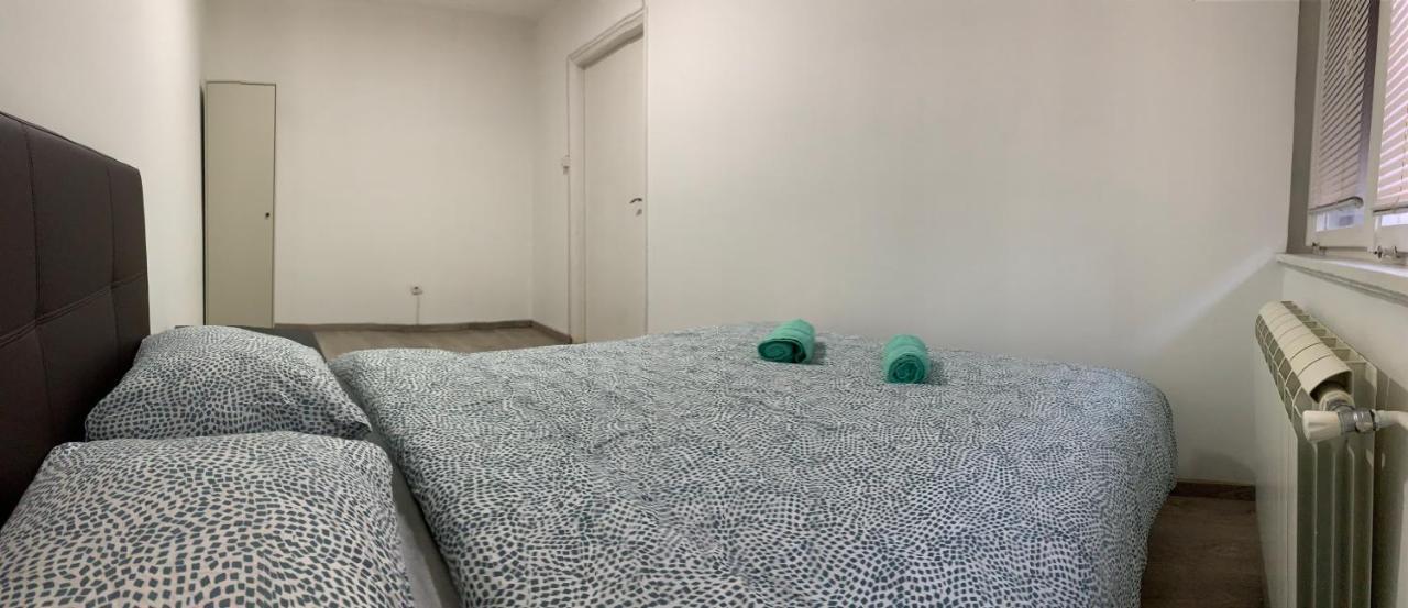 Private Rooms Belgrade Hostel Kültér fotó