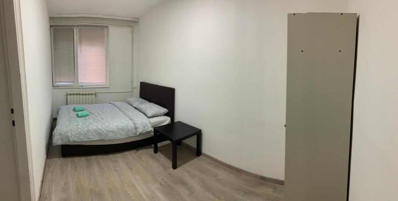 Private Rooms Belgrade Hostel Kültér fotó